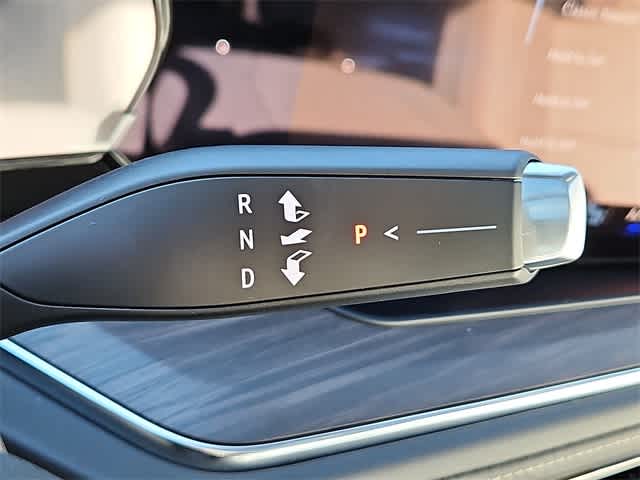 Thumbnail: 2026 Chevrolet Suburban - 14