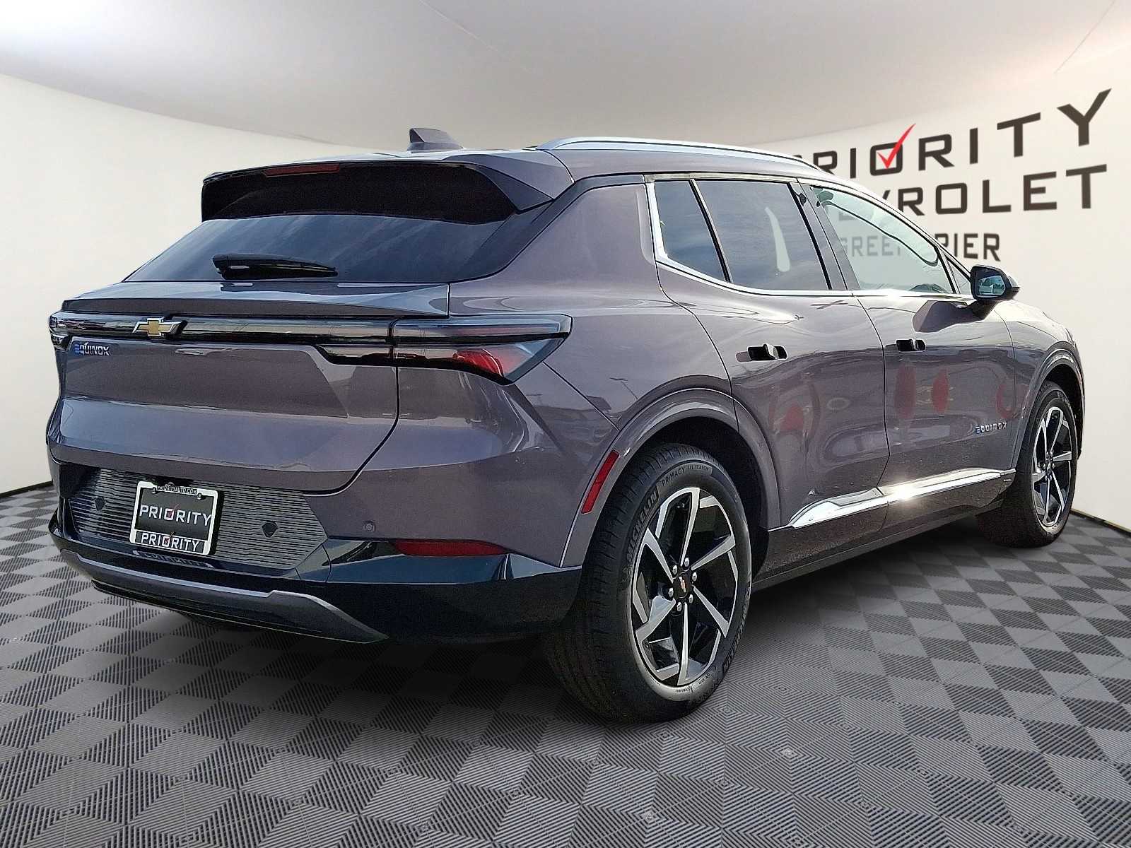 Thumbnail: 2025 Chevrolet Equinox - 4