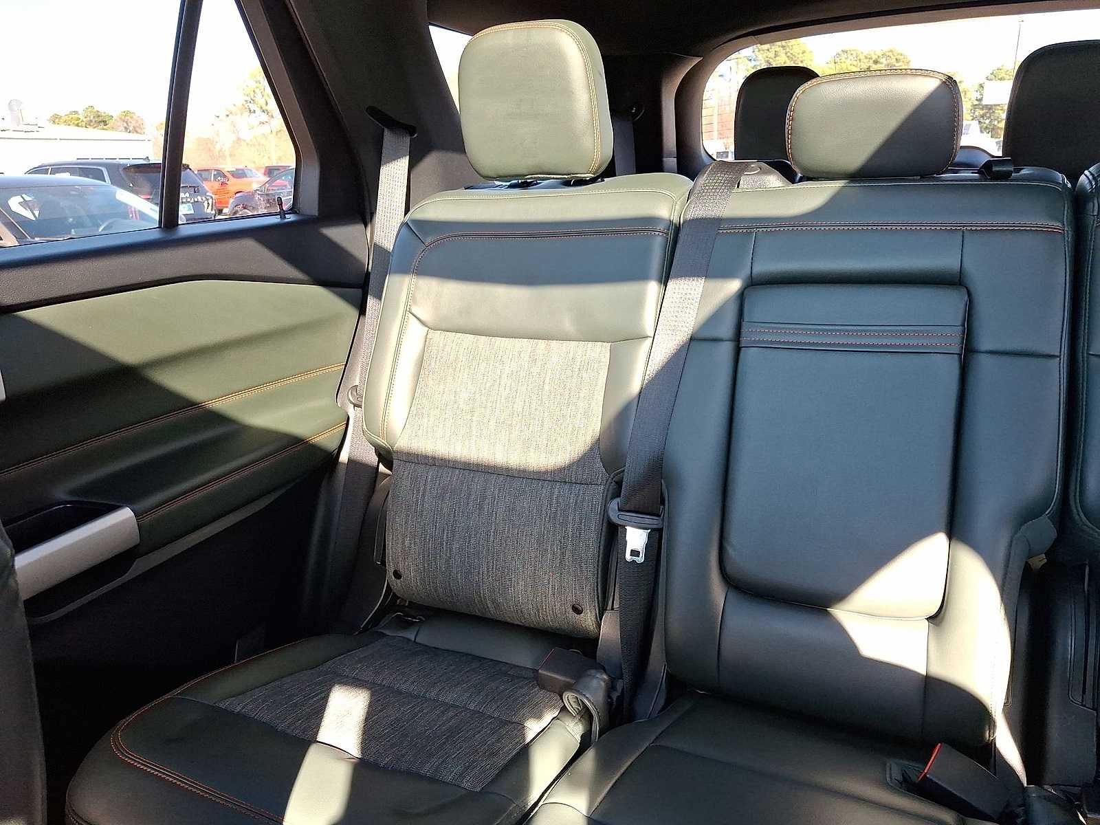 Thumbnail: 2022 Ford Explorer - 13