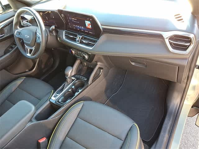 Thumbnail: 2025 Chevrolet TrailBlazer - 32