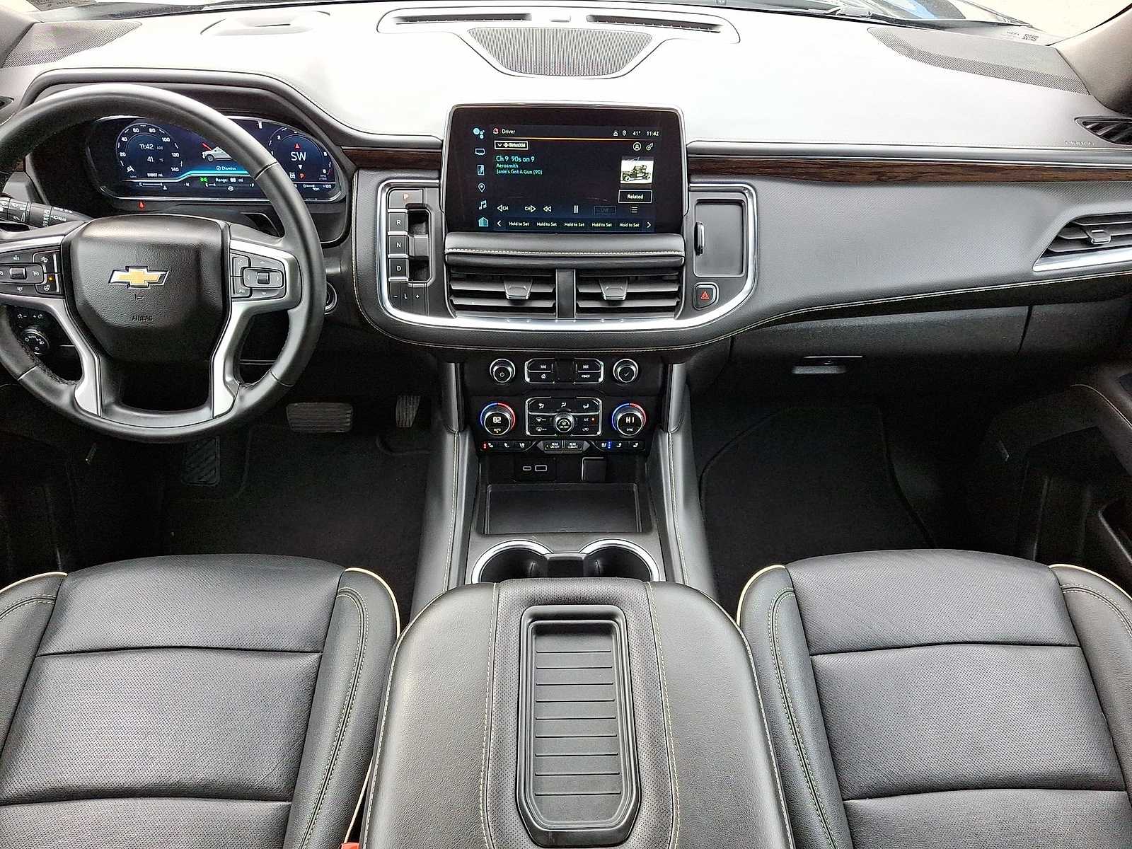 Thumbnail: 2024 Chevrolet Suburban - 25