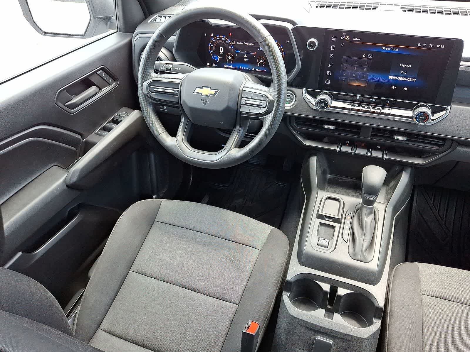 Thumbnail: 2024 Chevrolet Colorado - 10