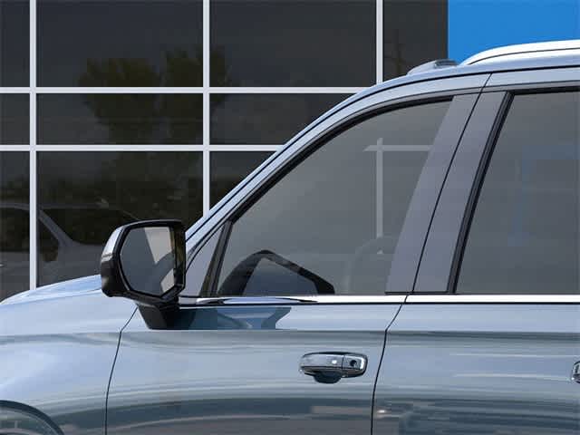 Thumbnail: 2026 Chevrolet Suburban - 12