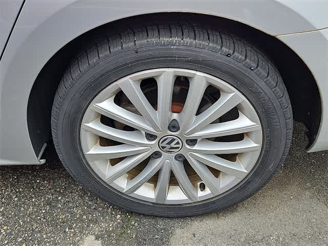 Thumbnail: 2011 Volkswagen Jetta - 5