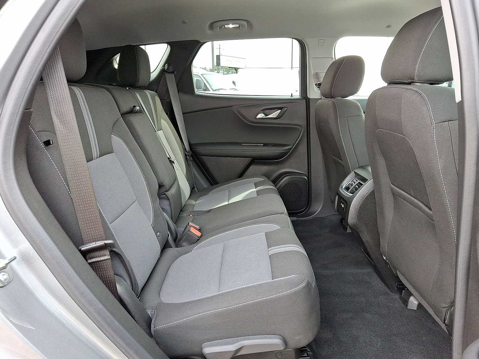 Thumbnail: 2024 Chevrolet Blazer - 30