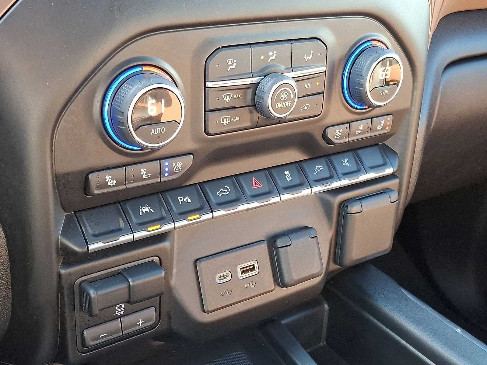 Thumbnail: 2022 Chevrolet Silverado 1500 - 23