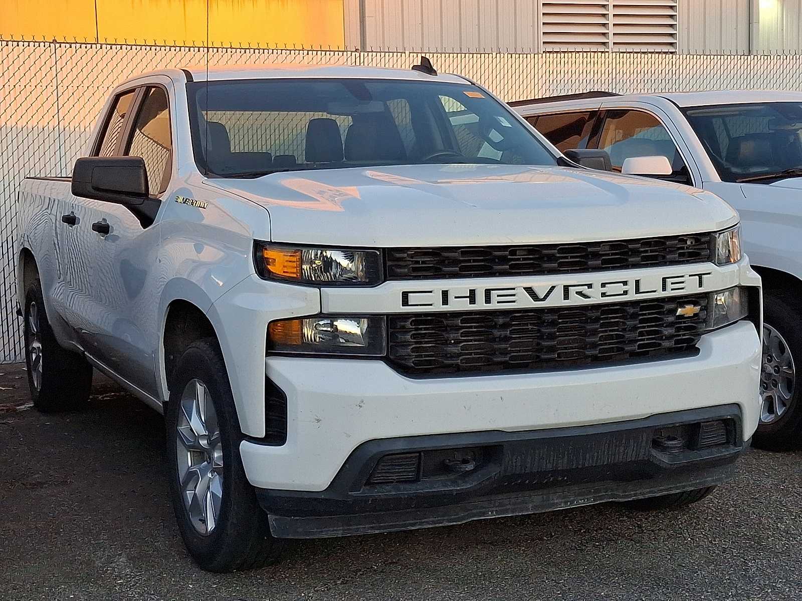 Thumbnail: 2020 Chevrolet Silverado 1500 - 2