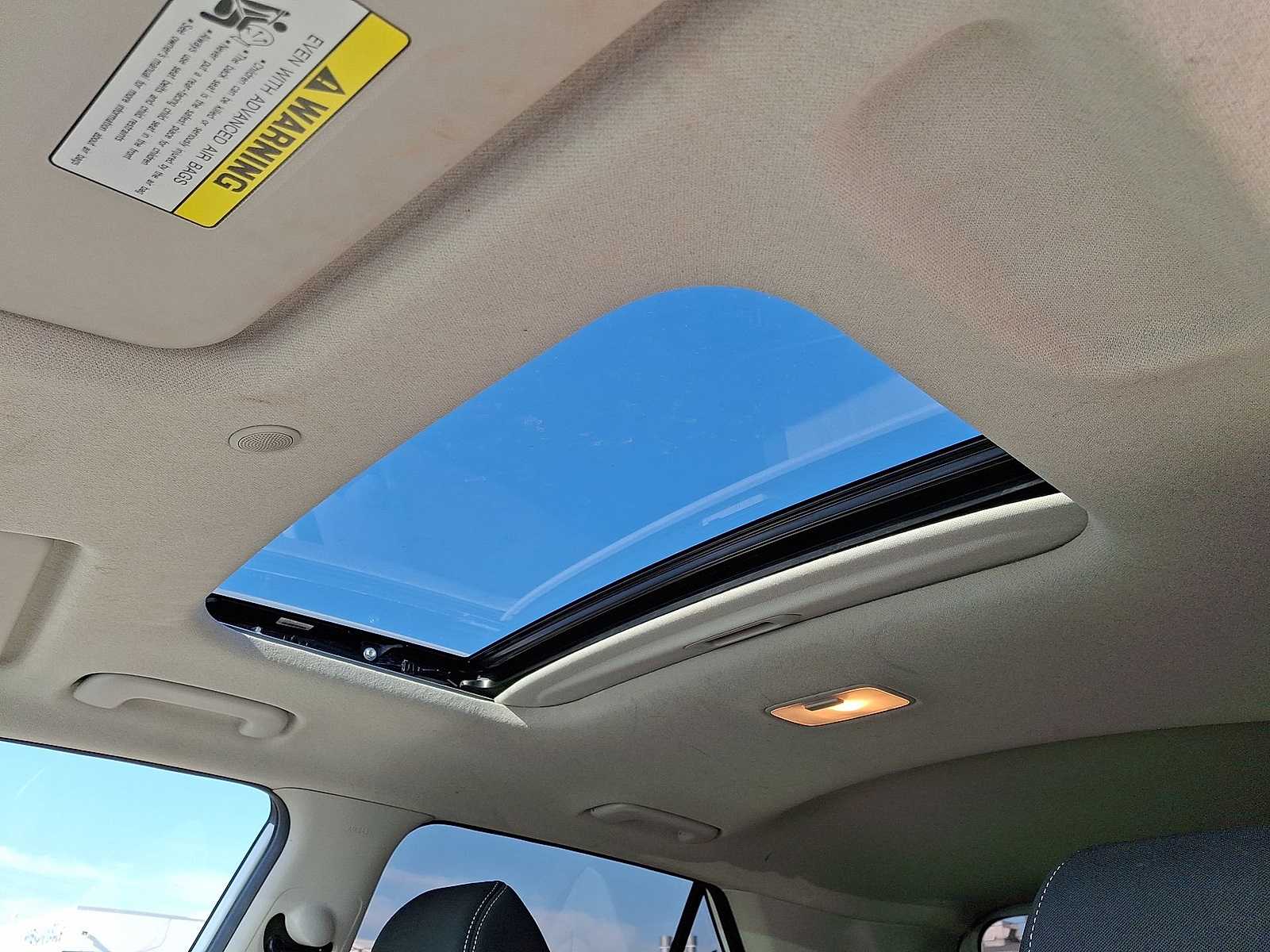 Thumbnail: 2024 Hyundai Venue - 24