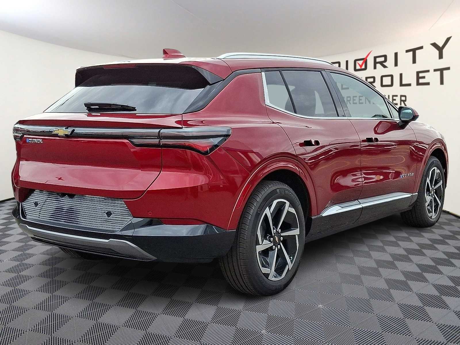 Thumbnail: 2025 Chevrolet Equinox - 4