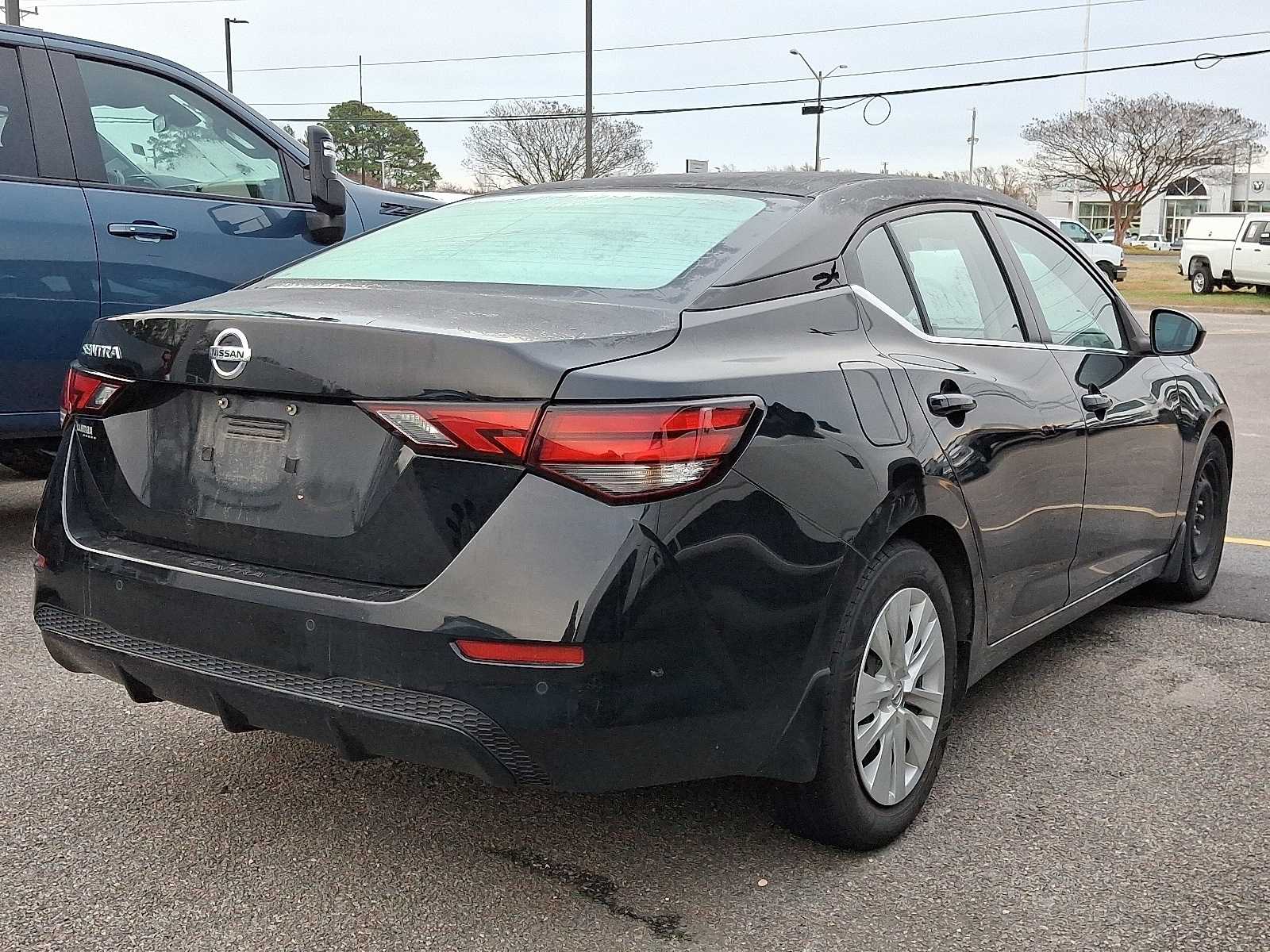 Thumbnail: 2021 Nissan Sentra - 3