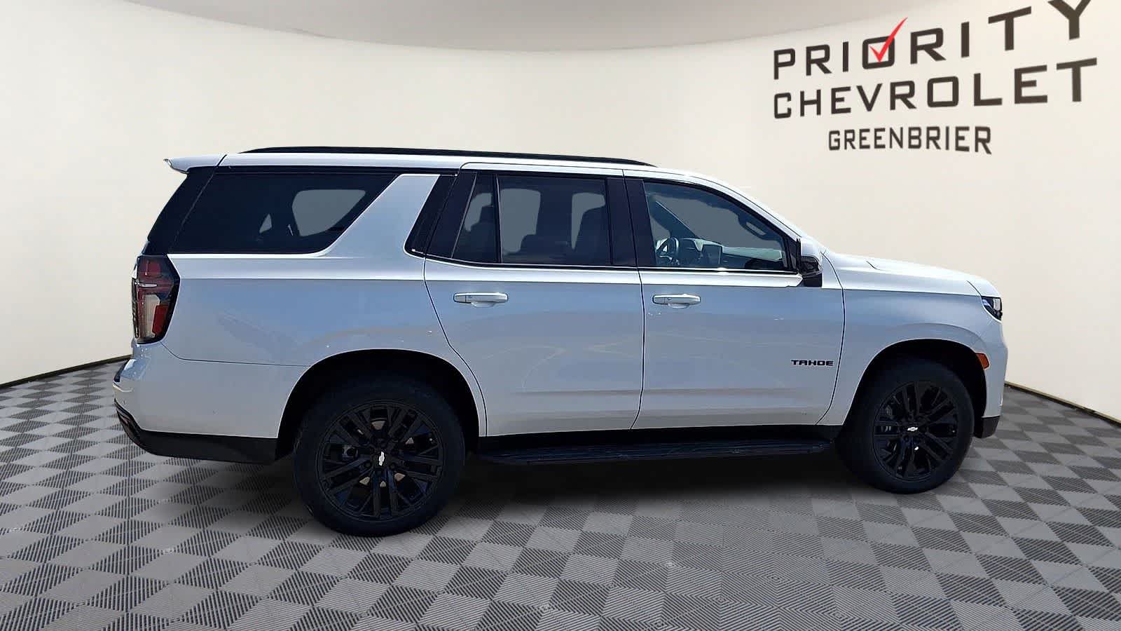 Thumbnail: 2023 Chevrolet Tahoe - 9