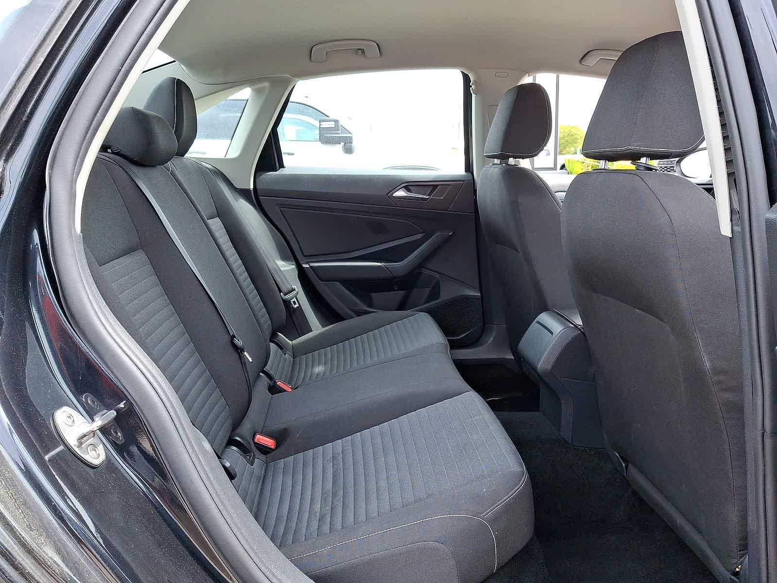 Thumbnail: 2024 Volkswagen Jetta - 29