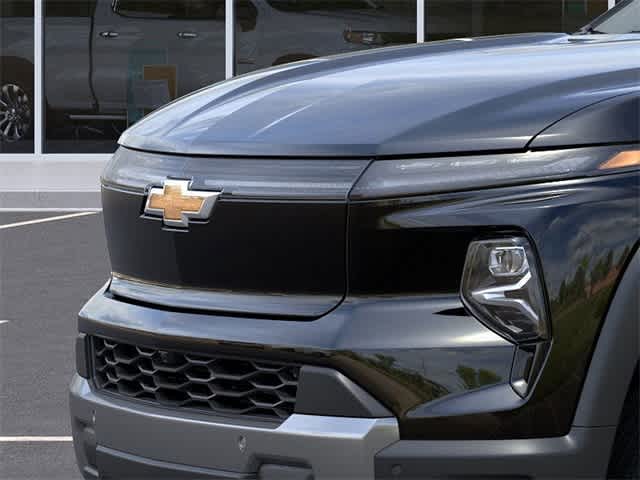 Thumbnail: 2026 Chevrolet Silverado EV - 13