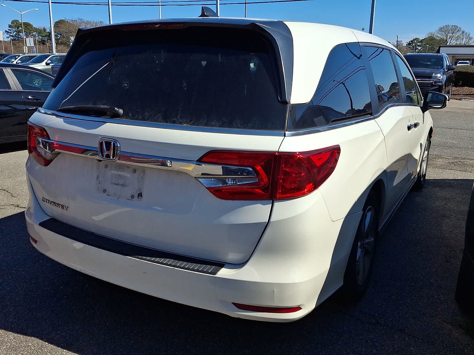 Thumbnail: 2019 Honda Odyssey - 3