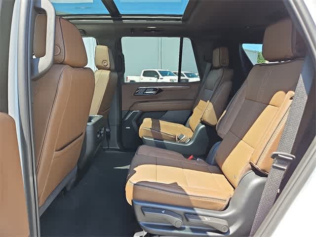 Thumbnail: 2025 Chevrolet Tahoe - 8
