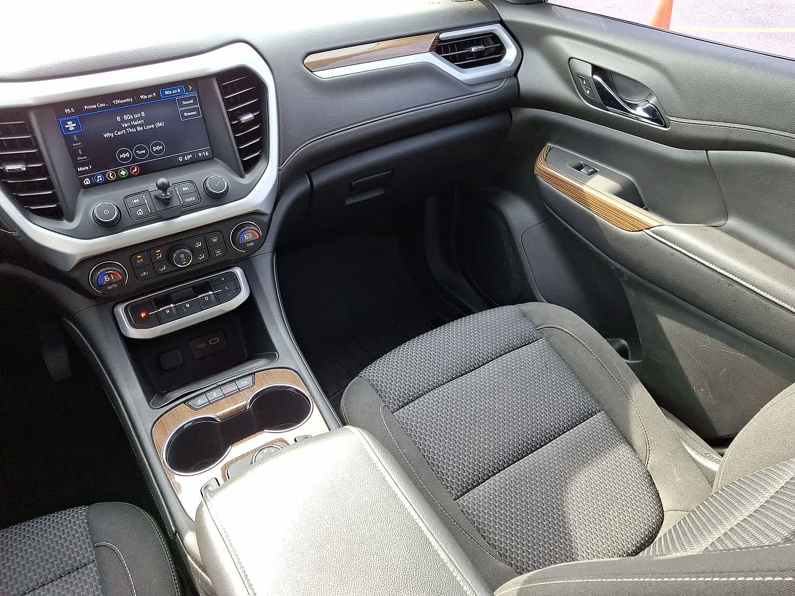 Thumbnail: 2020 GMC Acadia - 12