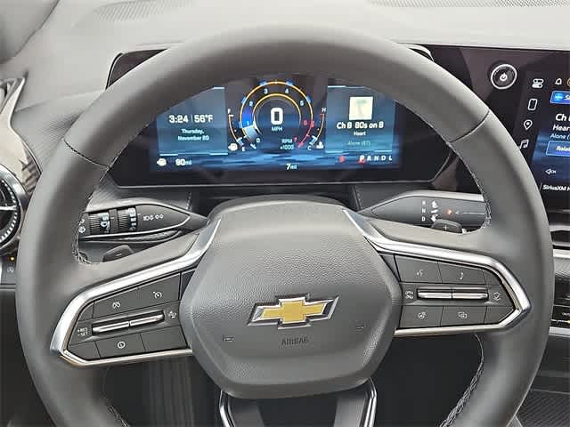 Thumbnail: 2026 Chevrolet Equinox - 17