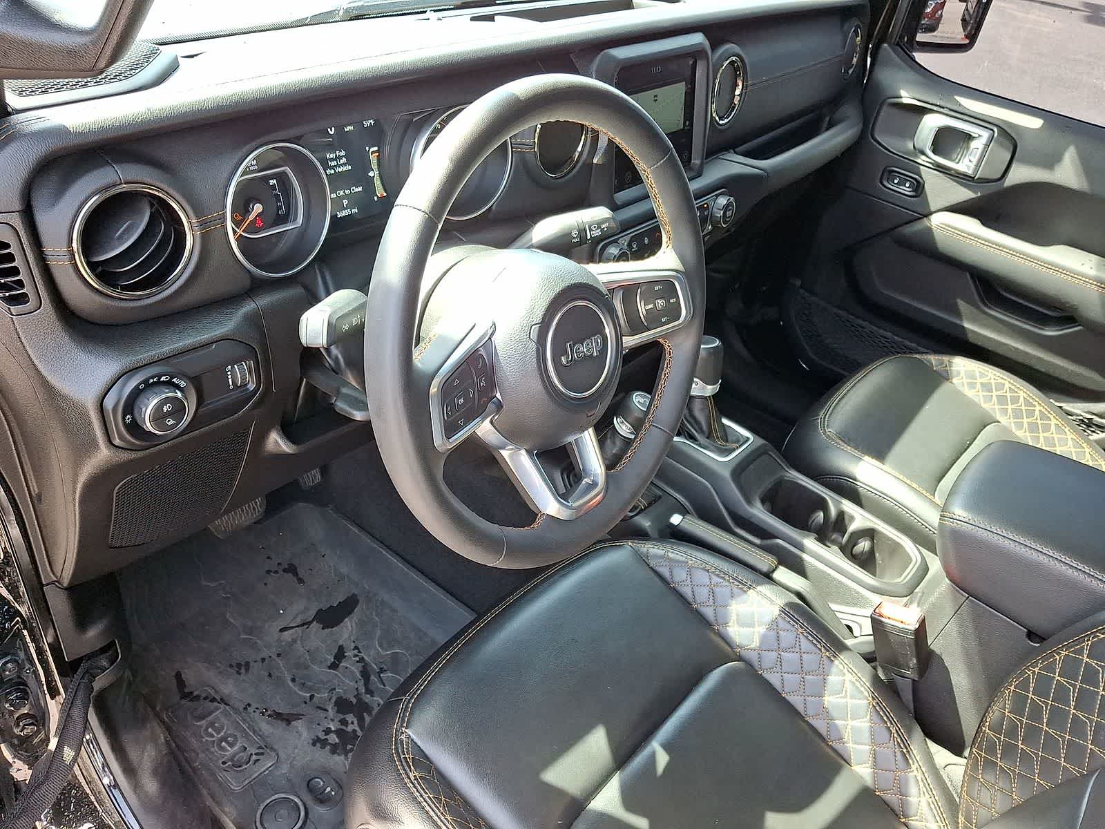 Thumbnail: 2023 Jeep Gladiator - 16