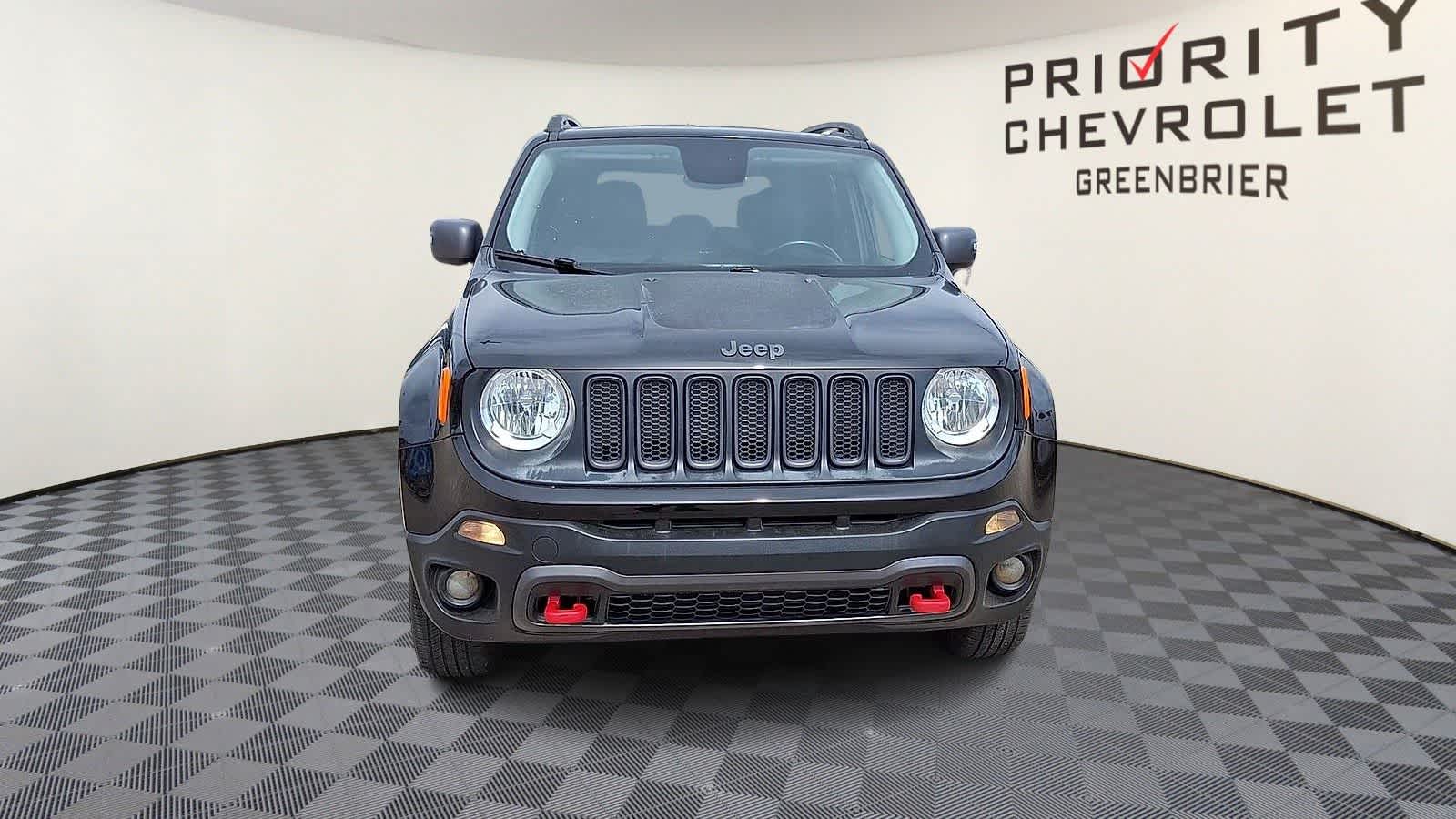 Thumbnail: 2016 Jeep Renegade - 3
