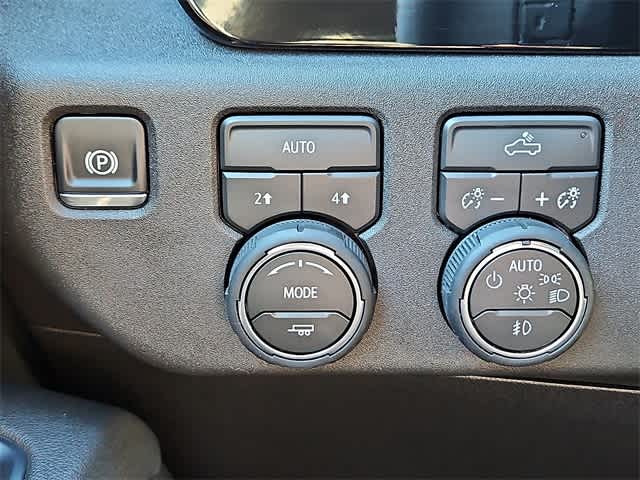 Thumbnail: 2026 Chevrolet Silverado 1500 - 22