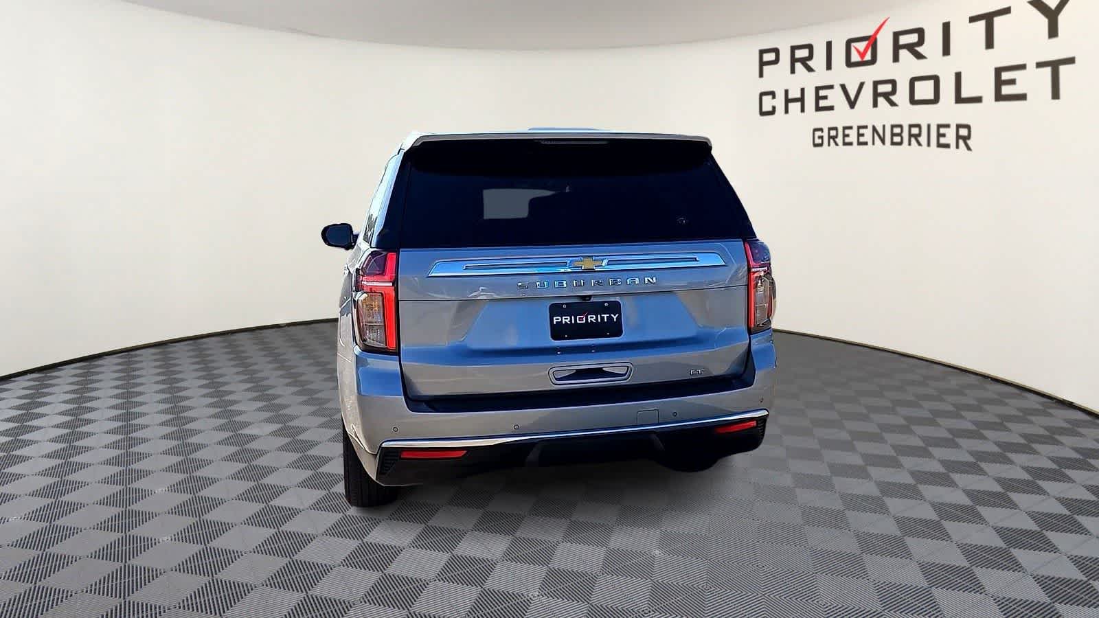 Thumbnail: 2024 Chevrolet Suburban - 7