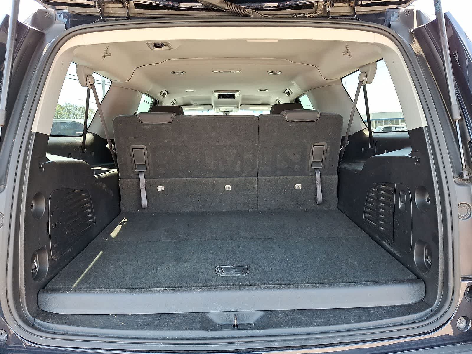 Thumbnail: 2020 Chevrolet Suburban - 29