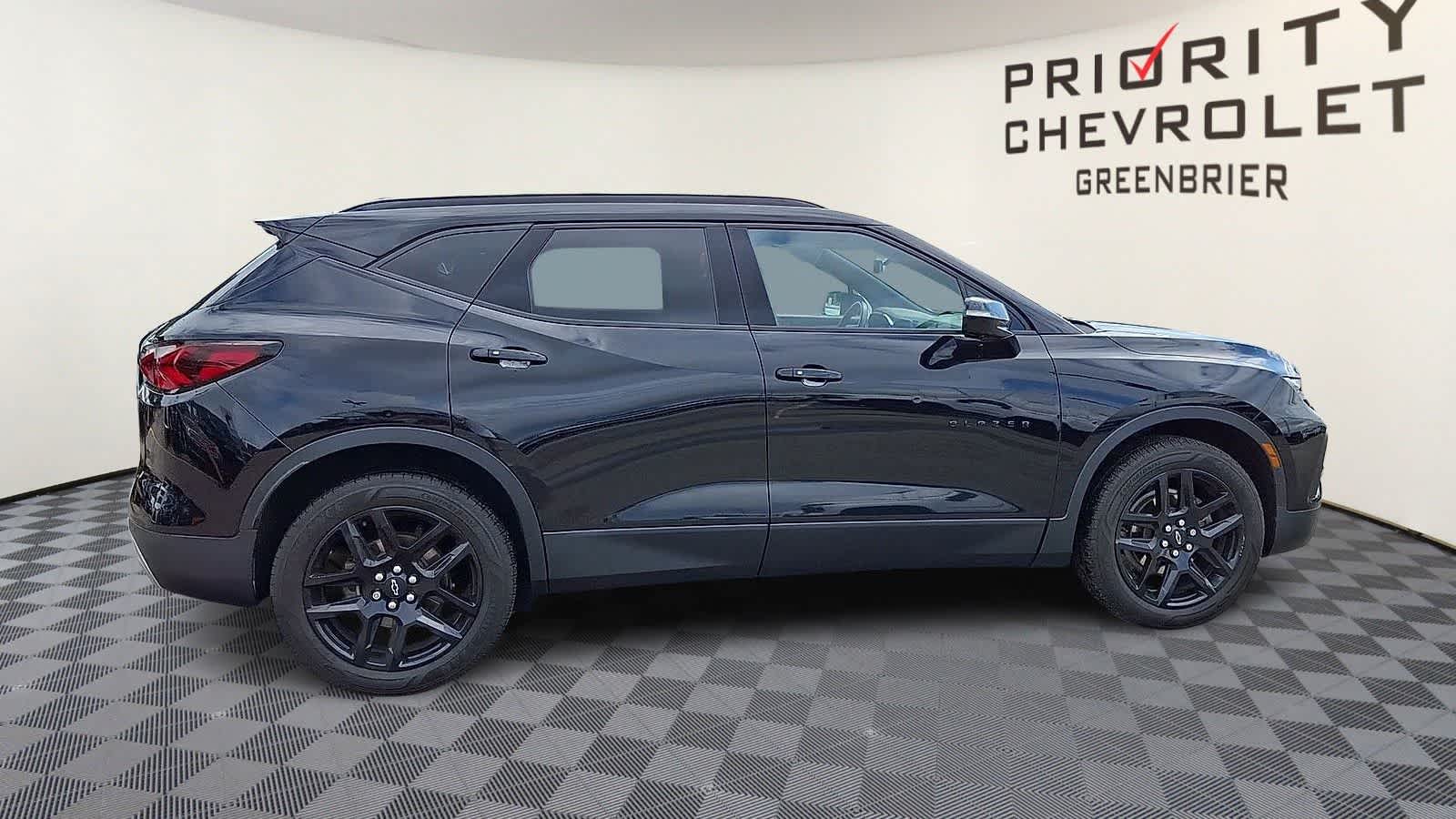 Thumbnail: 2022 Chevrolet Blazer - 9