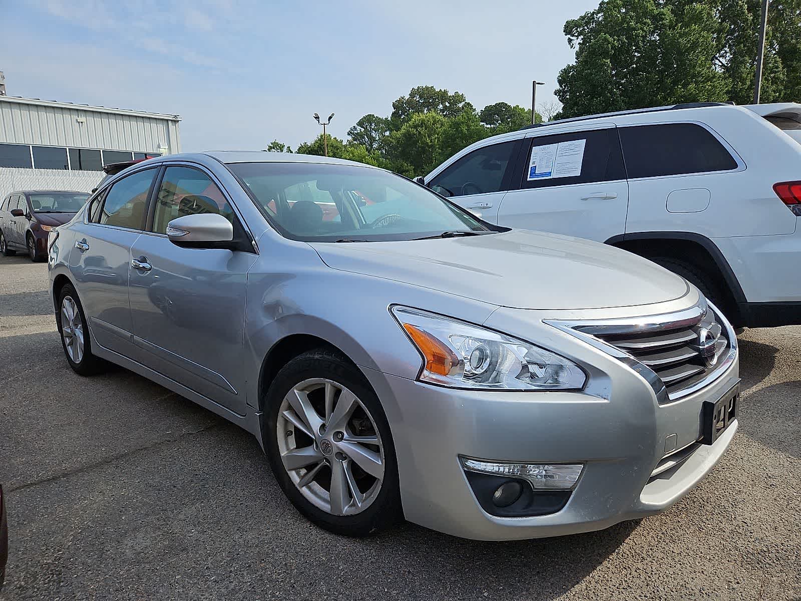 Thumbnail: 2015 Nissan Altima - 2
