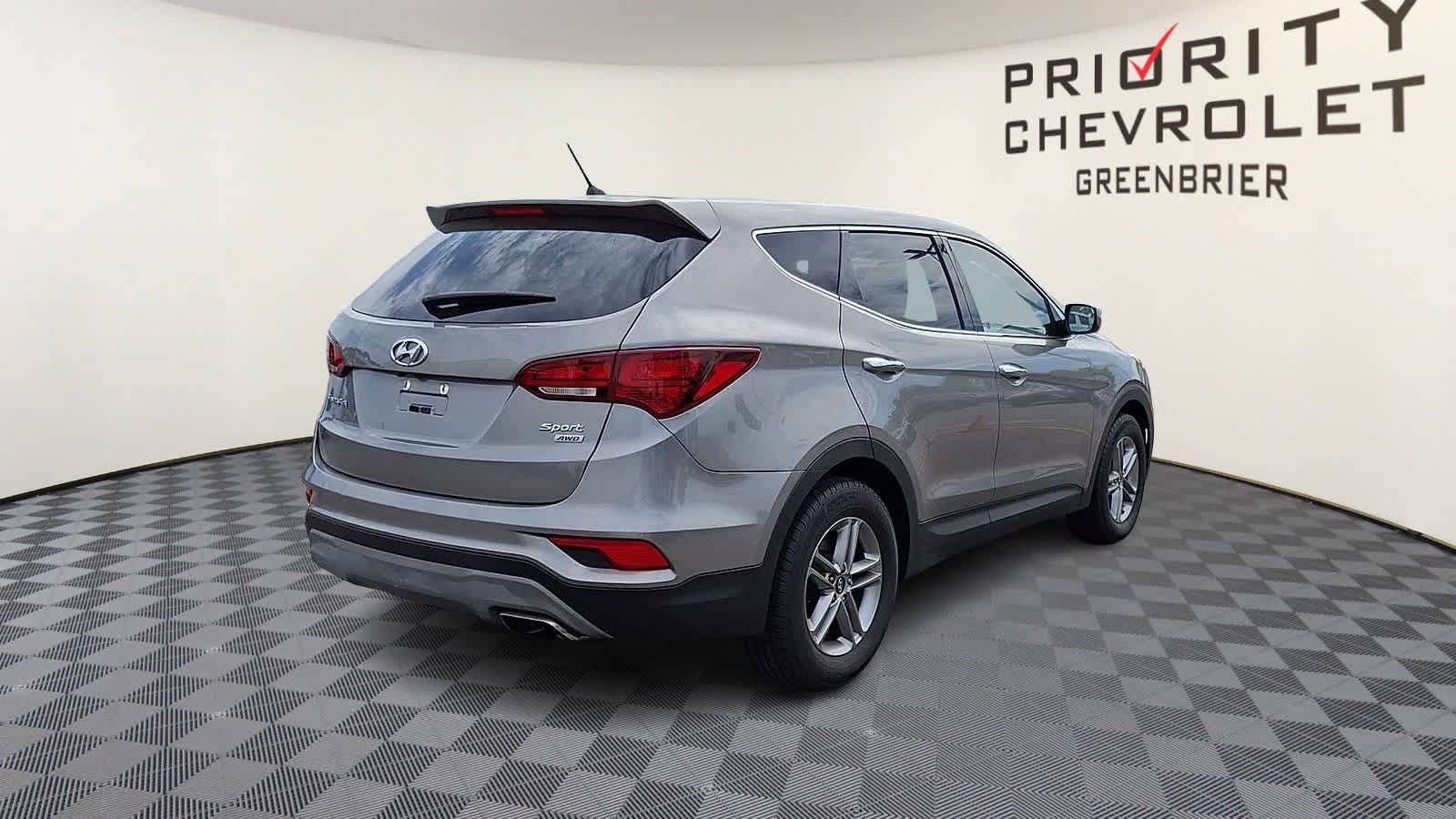 Thumbnail: 2018 Hyundai Santa Fe - 8