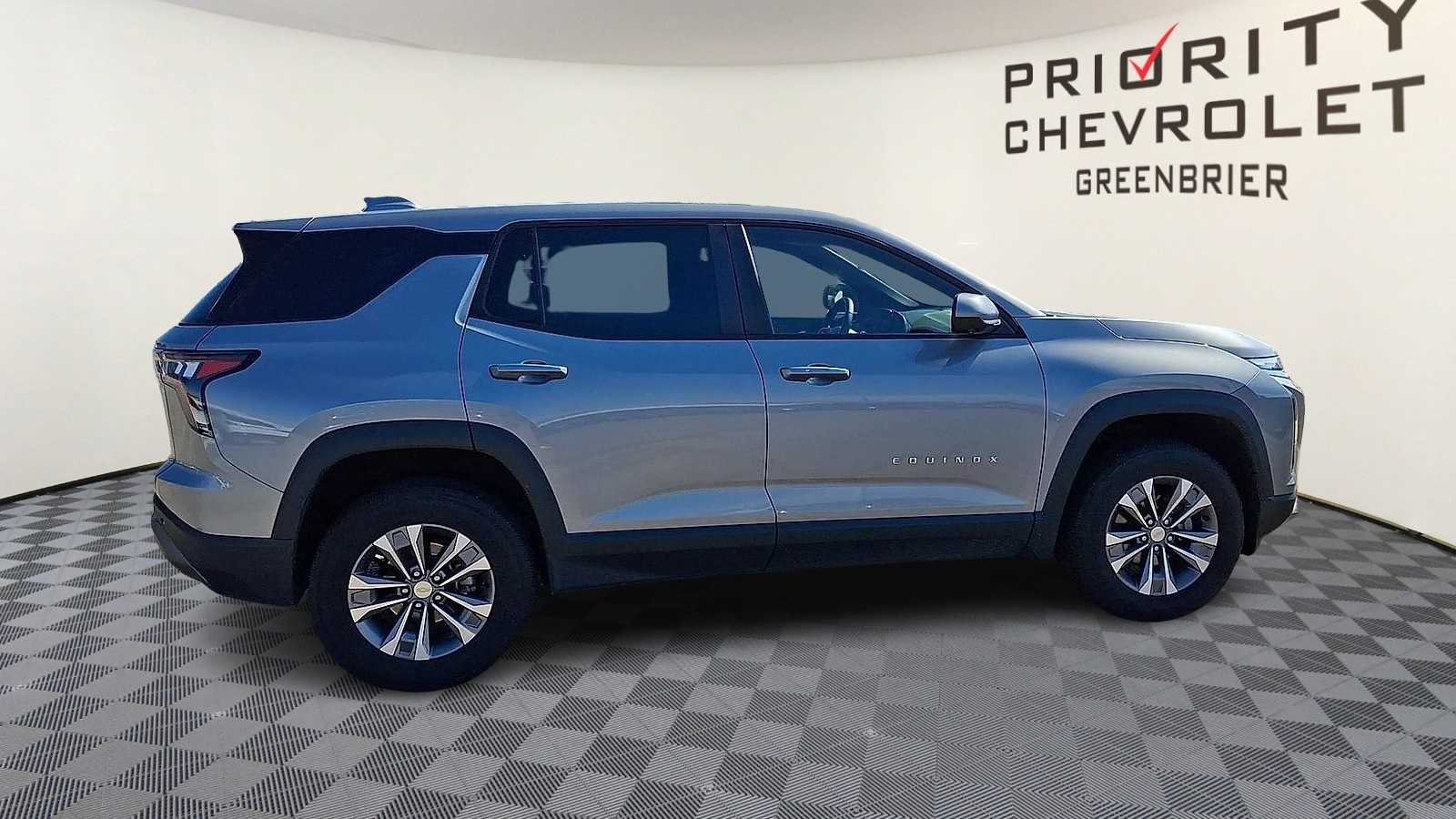 Thumbnail: 2025 Chevrolet Equinox - 9