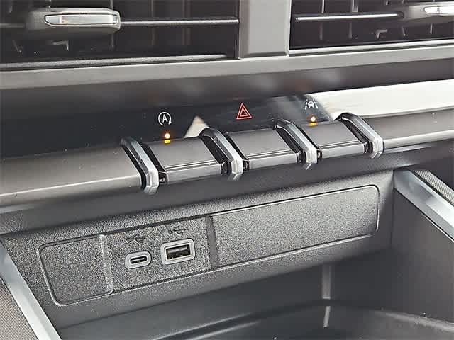 Thumbnail: 2026 Chevrolet Colorado - 13