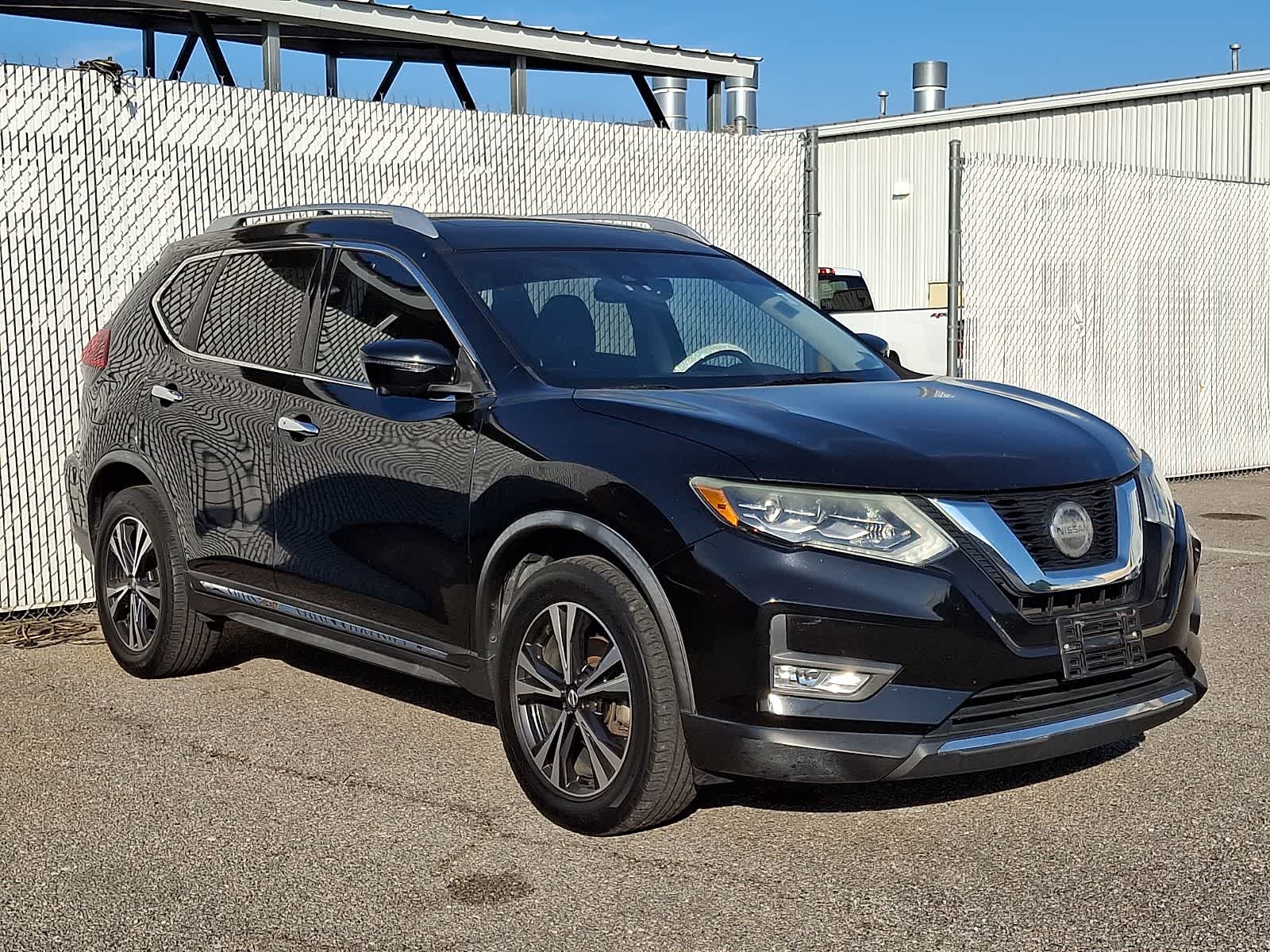 Thumbnail: 2018 Nissan Rogue - 2