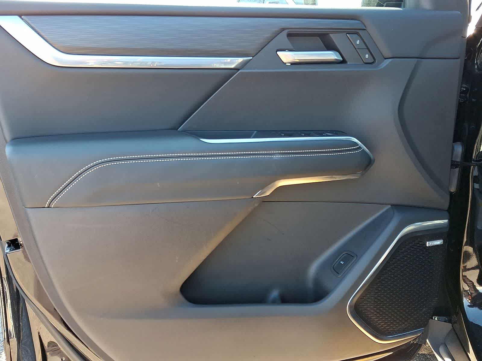 Thumbnail: 2025 GMC Acadia - 28