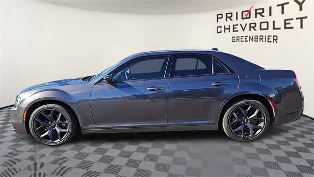 Thumbnail: 2023 Chrysler 300 - 5