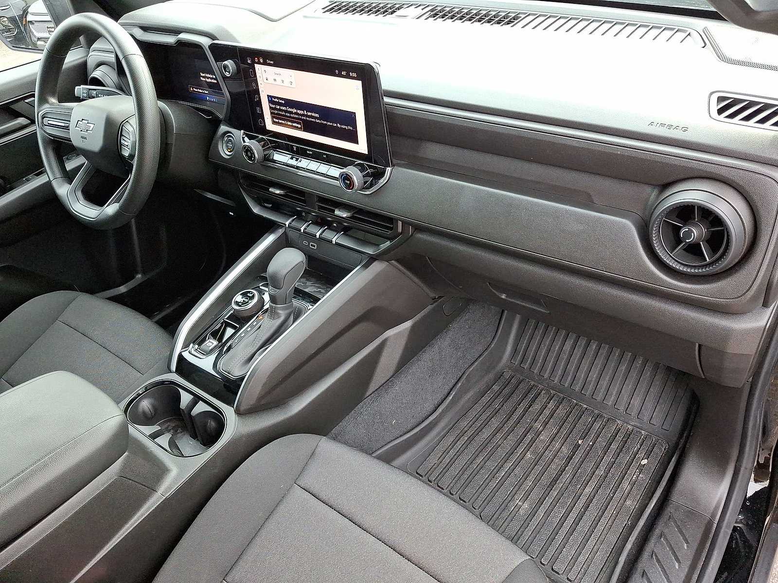 Thumbnail: 2024 Chevrolet Colorado - 33