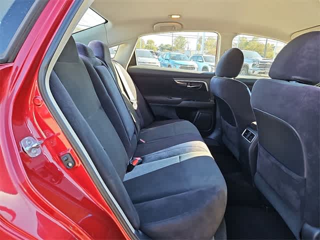 Thumbnail: 2013 Nissan Altima - 31