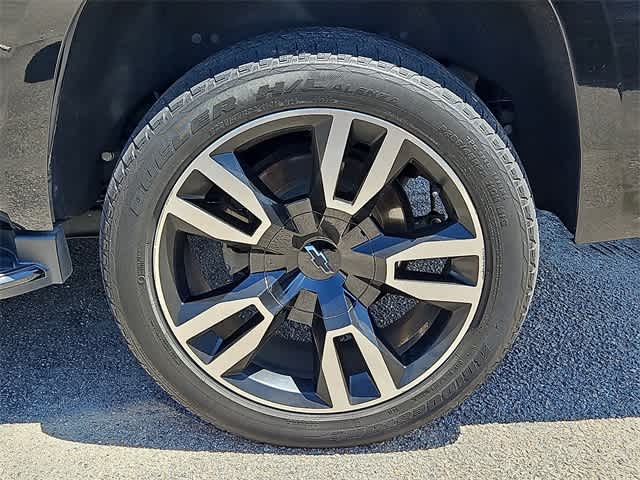 Thumbnail: 2019 Chevrolet Tahoe - 5