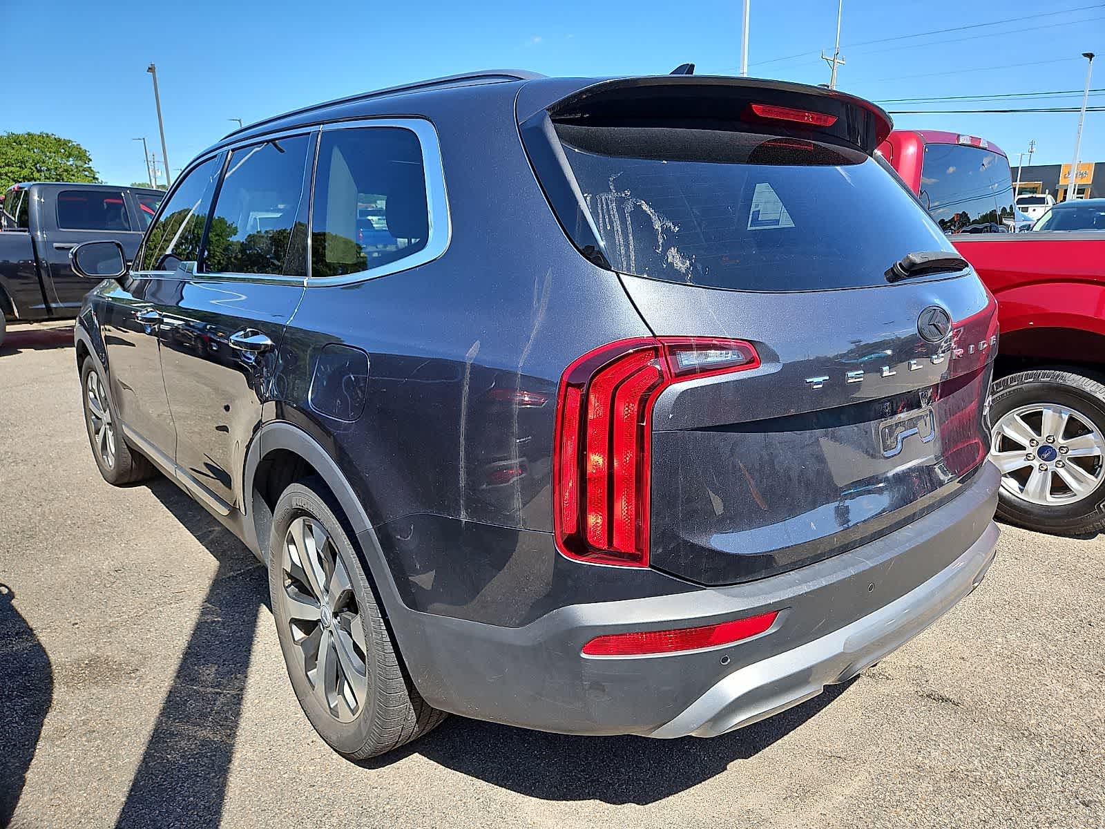 Thumbnail: 2020 Kia Telluride - 4
