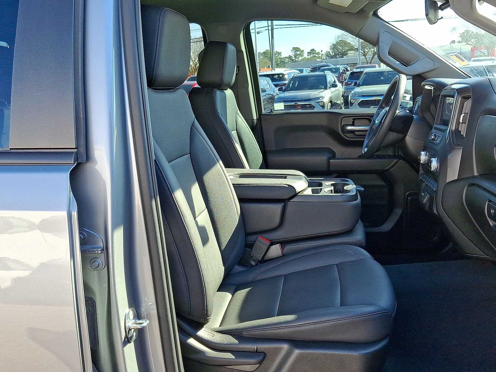 Thumbnail: 2023 GMC Sierra 1500 - 32