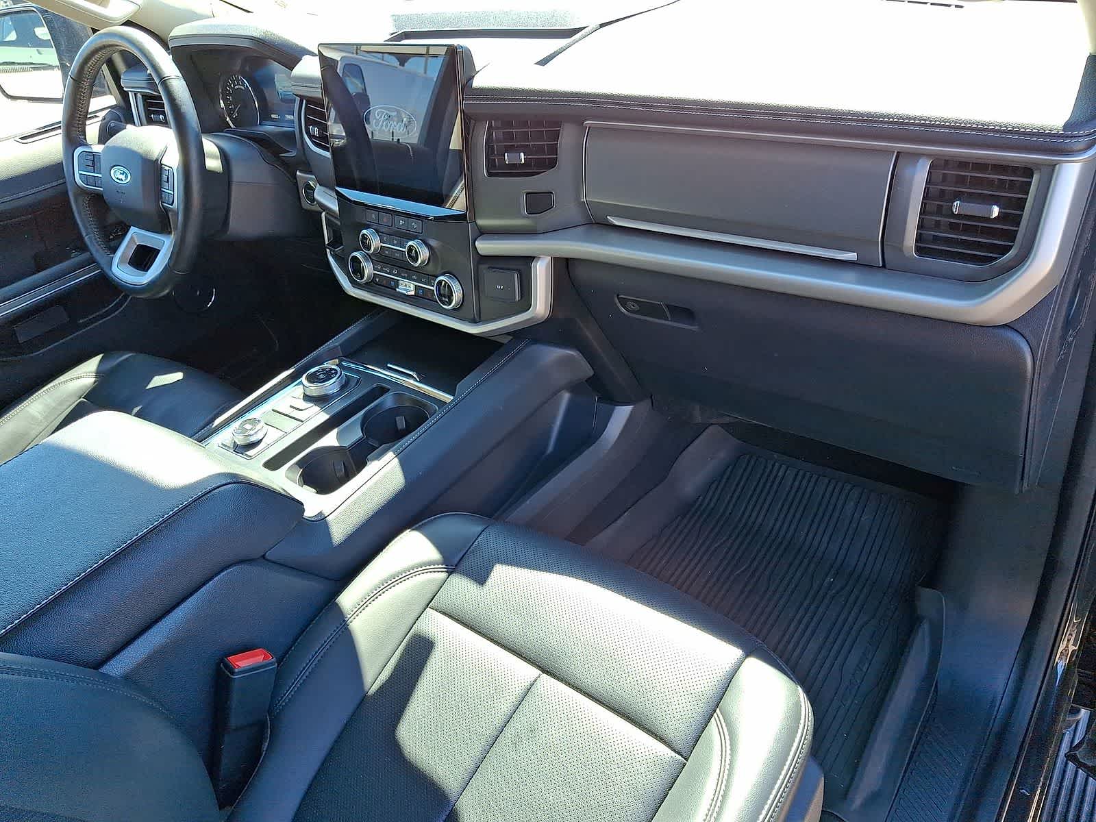 Thumbnail: 2023 Ford Expedition - 34