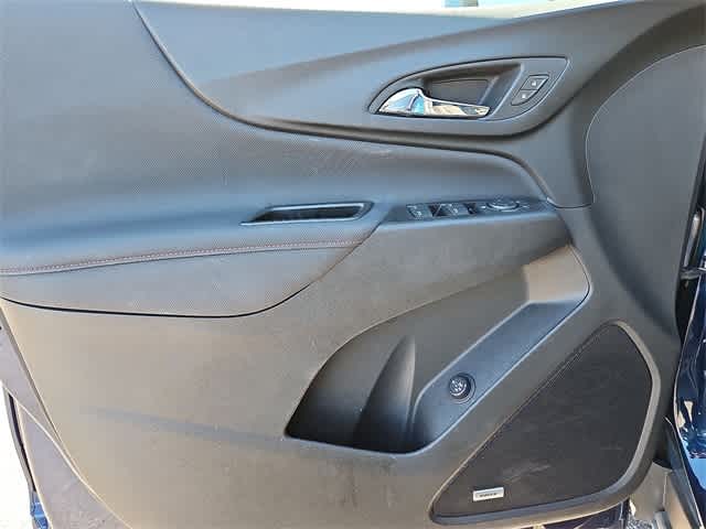 Thumbnail: 2022 Chevrolet Equinox - 28