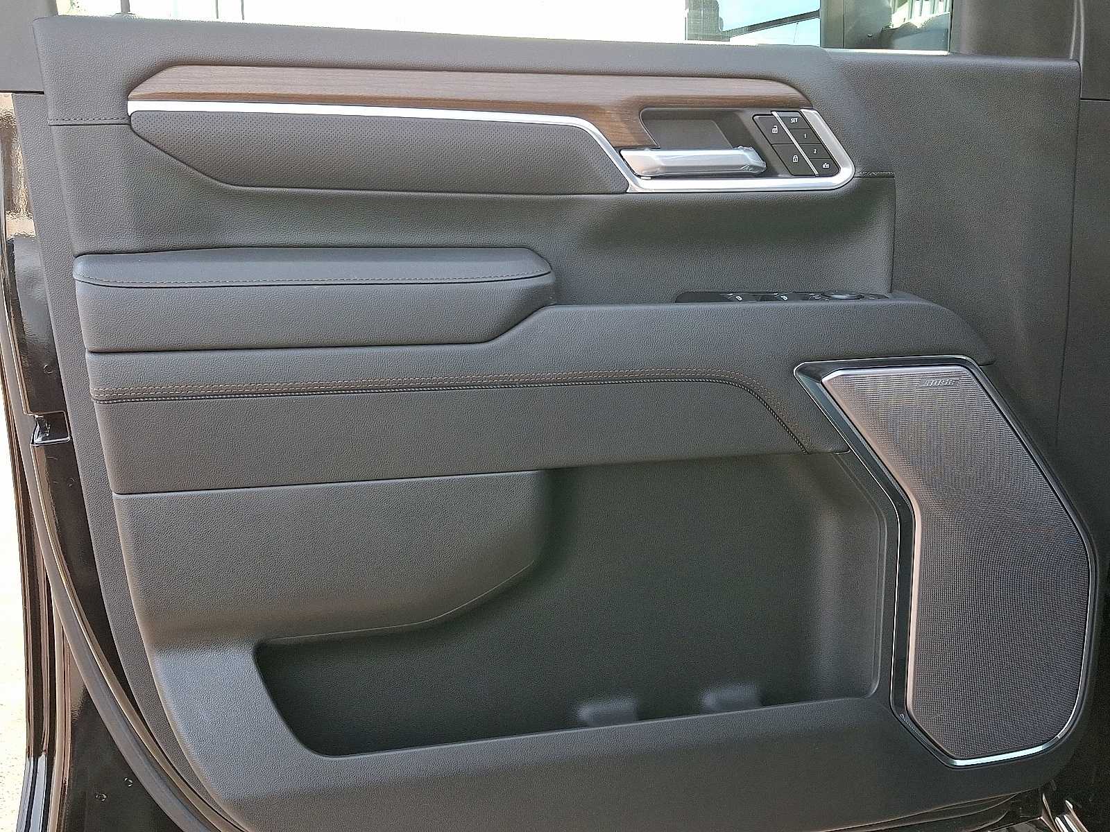 Thumbnail: 2026 Chevrolet Silverado 3500 - 10