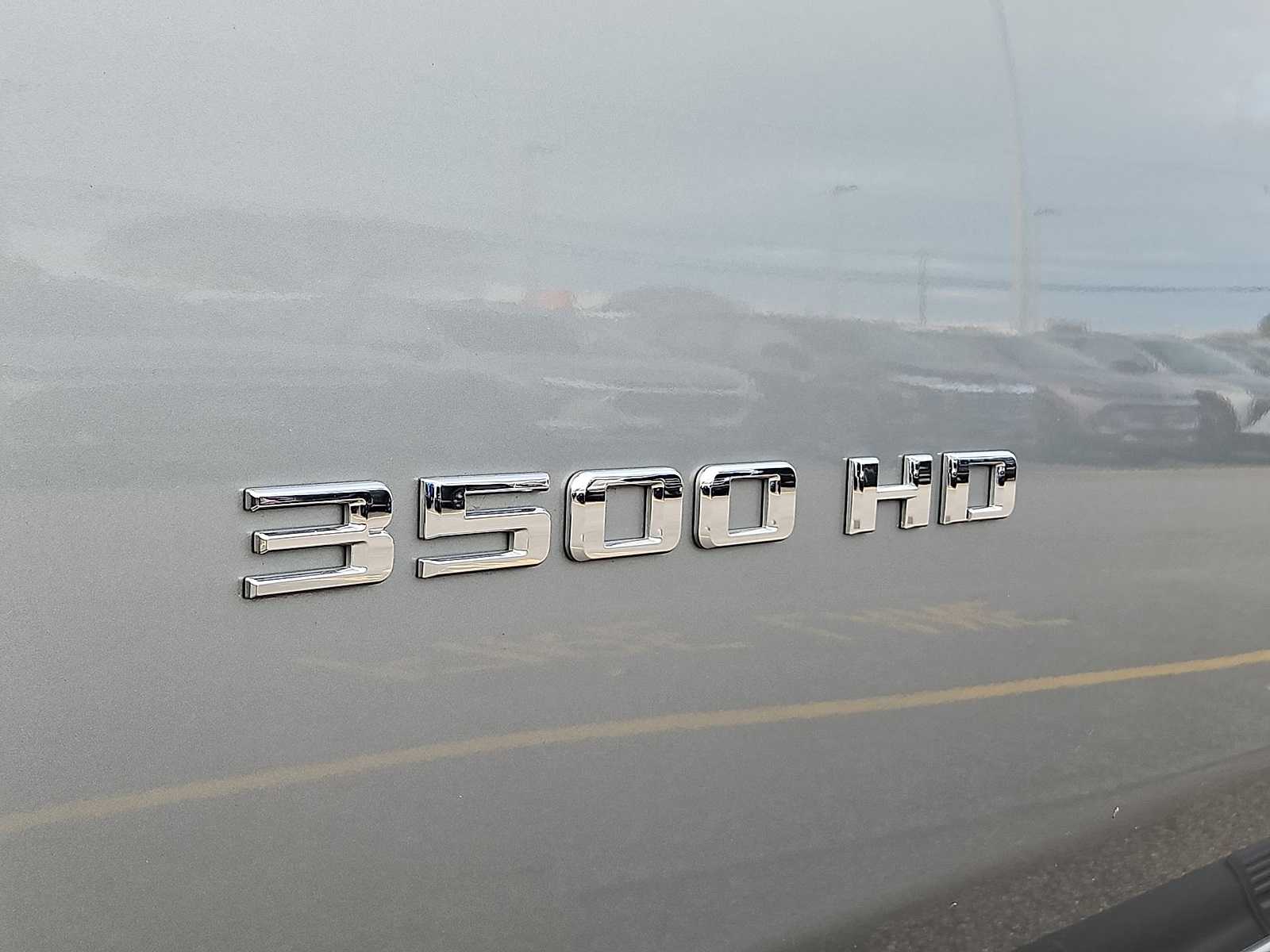 Thumbnail: 2025 Chevrolet Silverado 3500 - 39