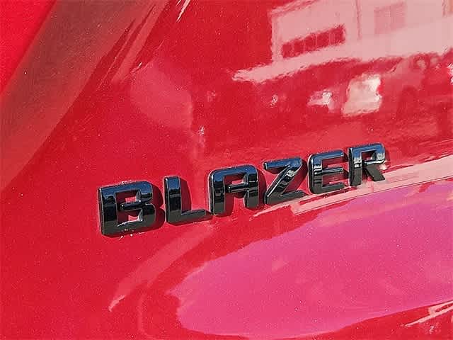 Thumbnail: 2019 Chevrolet Blazer - 4