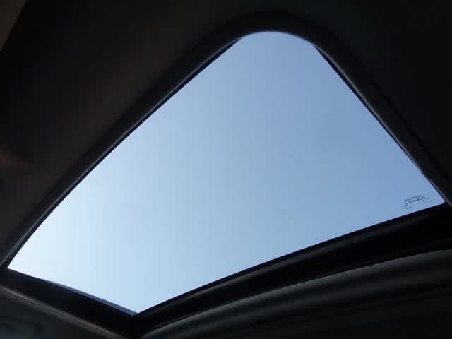 Thumbnail: 2017 Toyota RAV4 - 11