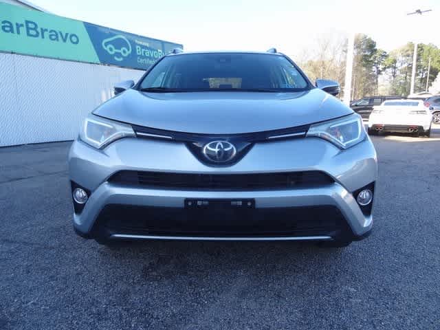 Thumbnail: 2017 Toyota RAV4 - 9