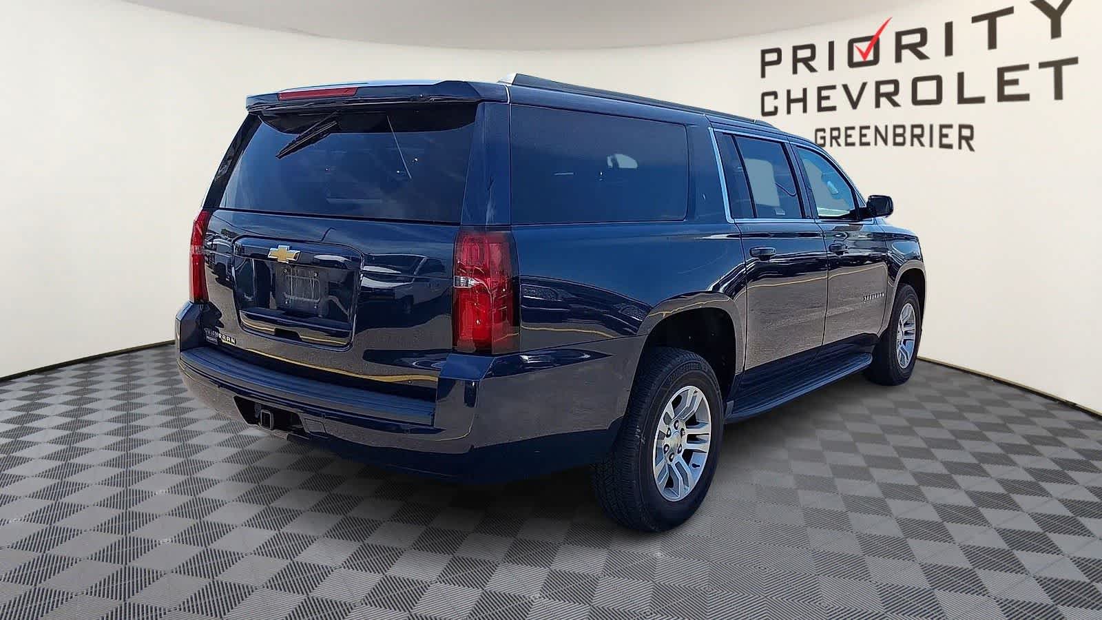 Thumbnail: 2020 Chevrolet Suburban - 8