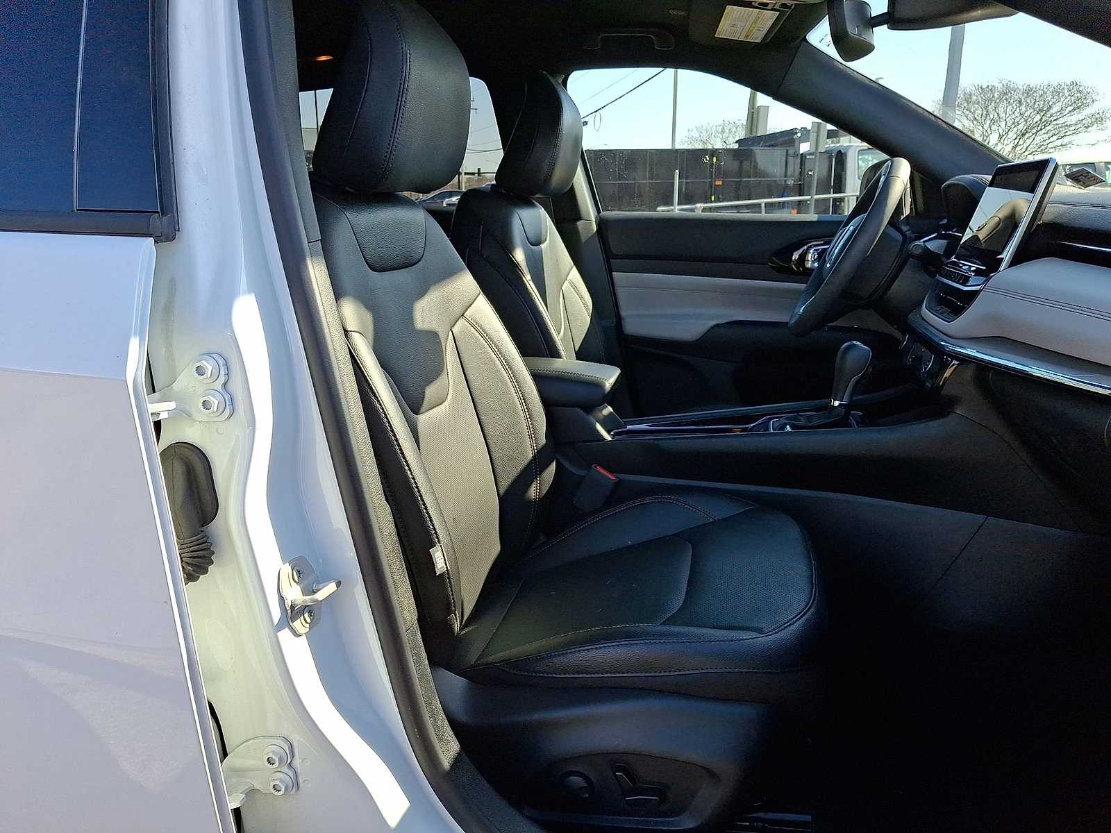 Thumbnail: 2024 Jeep Compass - 33