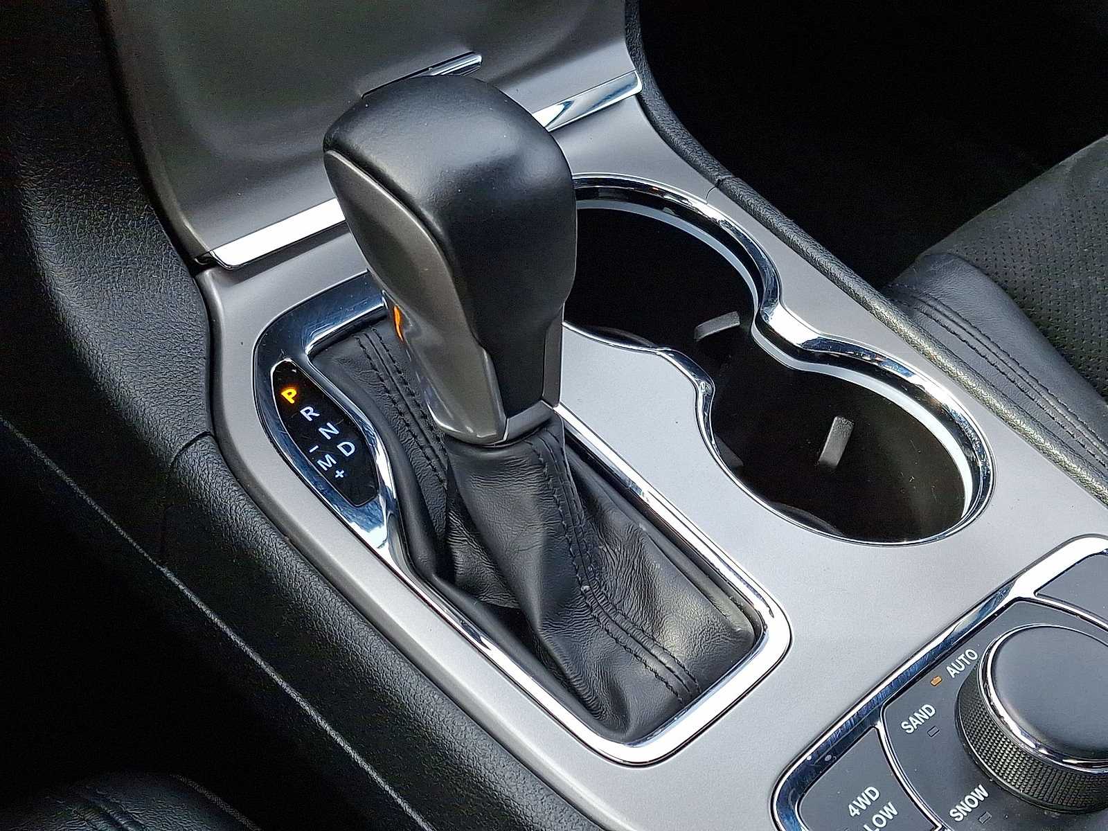 Thumbnail: 2022 Jeep Grand Cherokee - 22