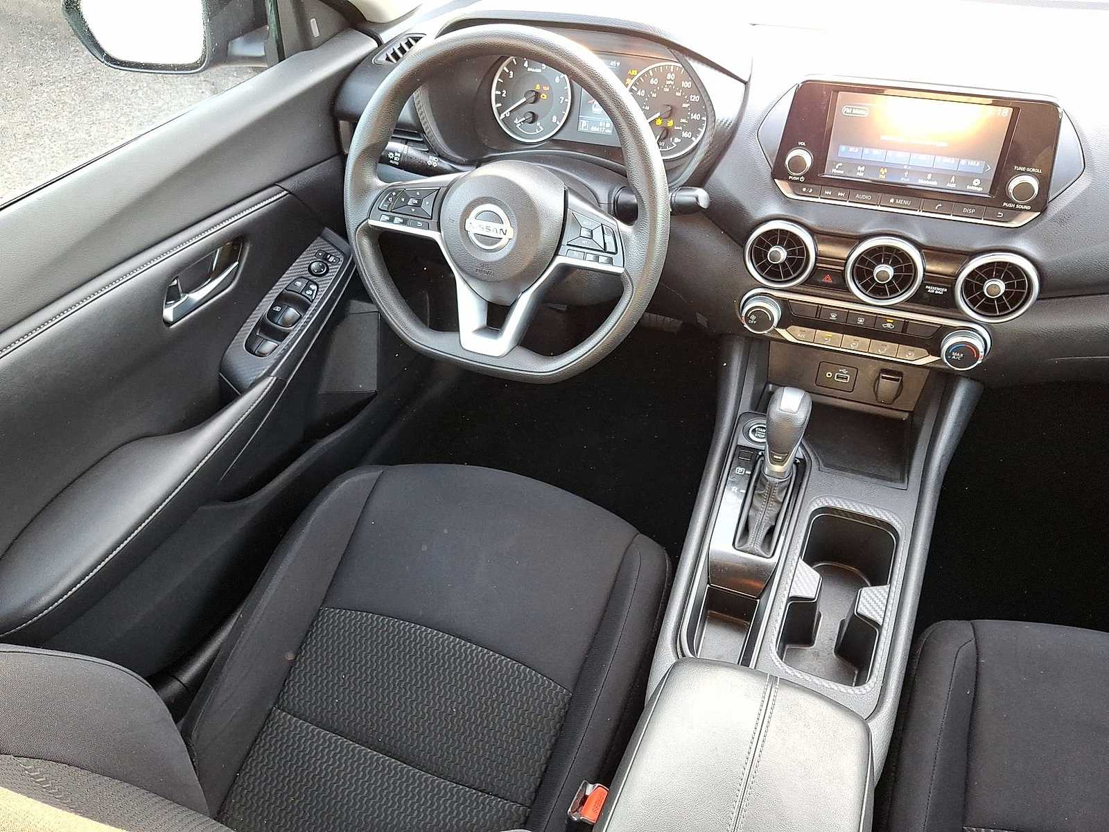 Thumbnail: 2021 Nissan Sentra - 10